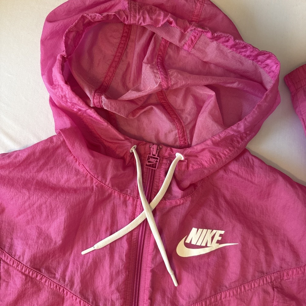 Nike Hot Pink Nylon Blend Hoodie Windrunner Jacket Women's S Running Athletic - Picture 3 of 13